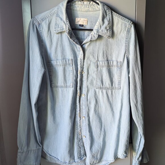 Universal Thread Denim Long Sleeved button up shirt - Picture 1 of 3